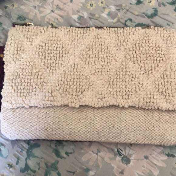 Bundle of two Merona clutch purses - Picture 4 of 10